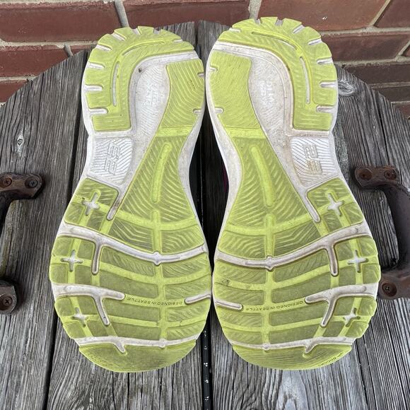 Brooks Adrenaline GTS 23 Women’s Running Shoes Size 9 Black Pink Sneakers - Picture 8 of 10